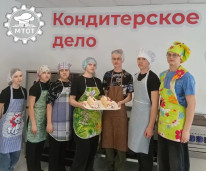 "Каникулы в колледже", 1