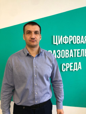Литвинов Андрей Степанович.